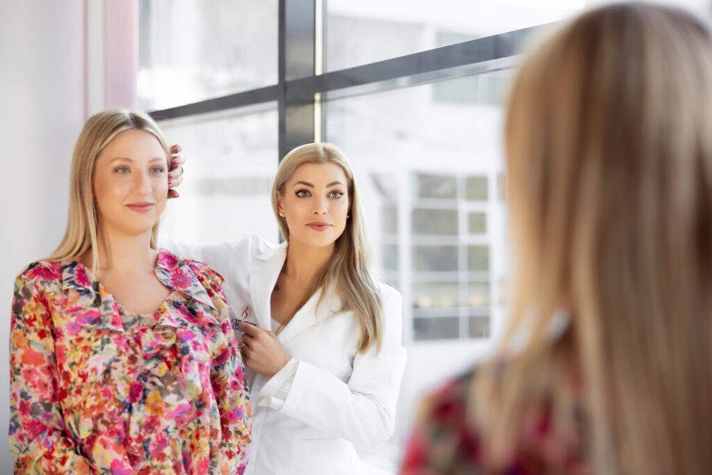 Individualna ocena kože pred tretmajem s skinboosterji